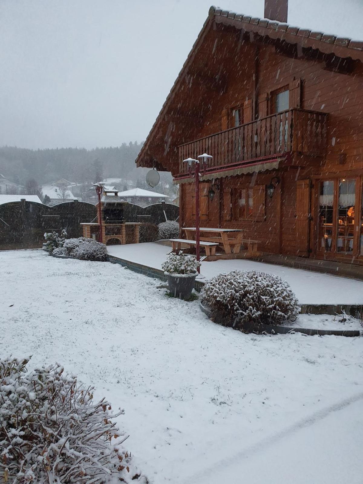 Chalet Matteo Laveline Екстериор снимка